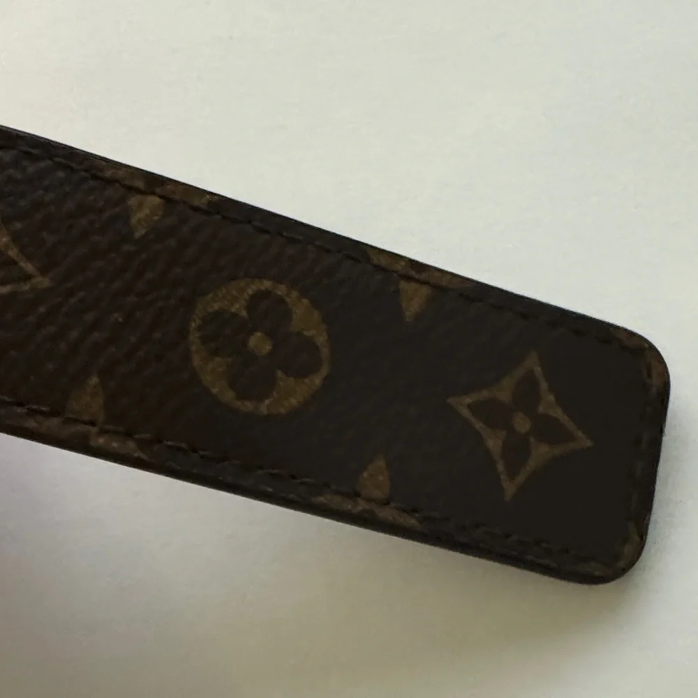 🔘Louis Vuitton Monogram Brown and Gold Key Chain - Picture 5 of 6